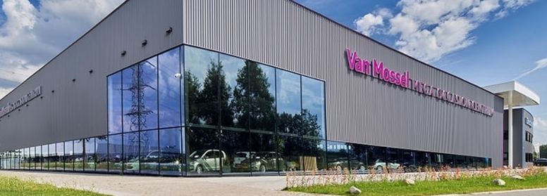 Van MosseI Mega Occasion Centrum HengeIo